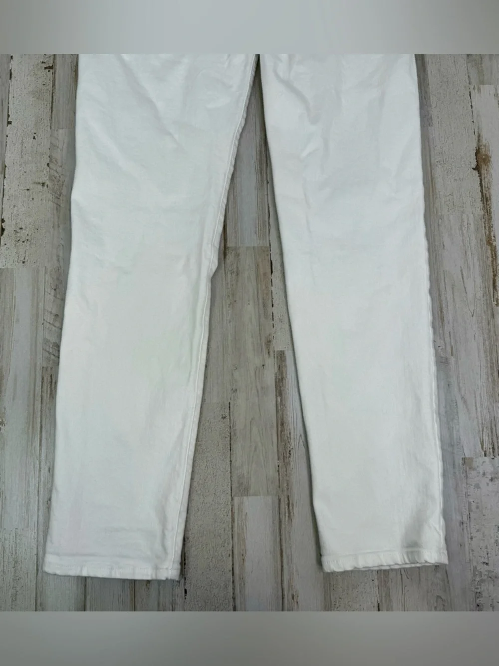 Gap Girlfriend Mid Rise Jean 27| 4T White Jeans - Picture 12 of 12